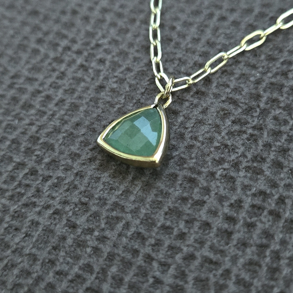 Inspired By You Triangular Green💚 Aventurine Pendant Necklace - NWOT - Picture 4 of 13